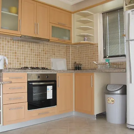 Thera Homes 01 公寓 厄吕代尼兹
